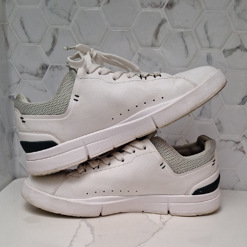 On Running The Roger Advantage White Leather Trainer Running Shoes Womens Size 7 - Picture 10 of 15